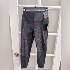 GapFit Sculpt Revolution, size M regular, new with tags